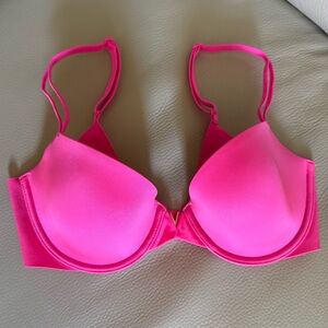 Victoria's Secret Pink Love Cloud Smooth Lightly Lined Plunge Demi Bra size 32D